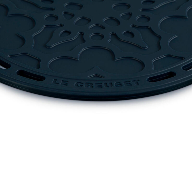 Le Creuset Heritage Silicon Trivet 20cm image number 1