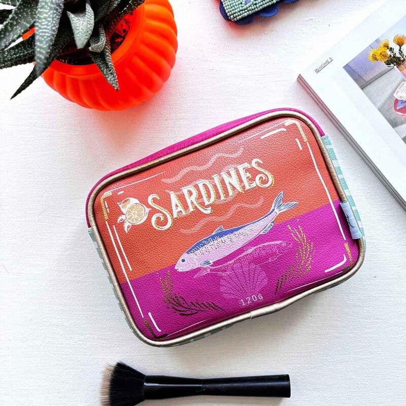 House Of Disaster Tide Sardine Makeup Bag image number 1