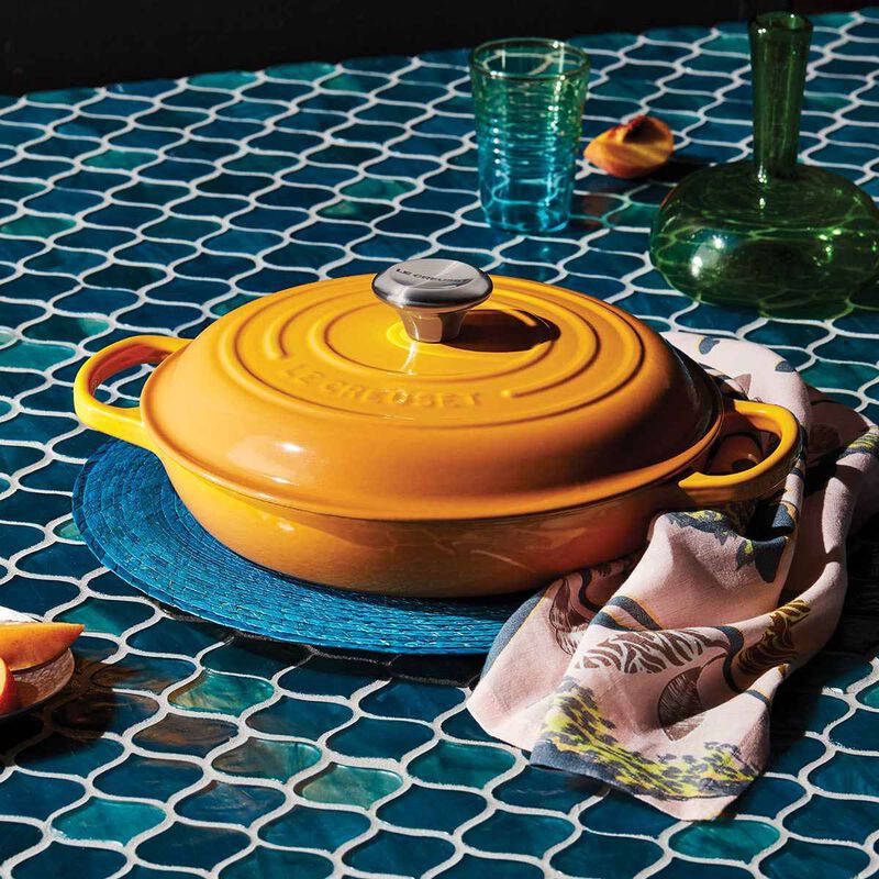 Le Creuset Signtature Cast Iron Shallow Casserole 26cm image number 32