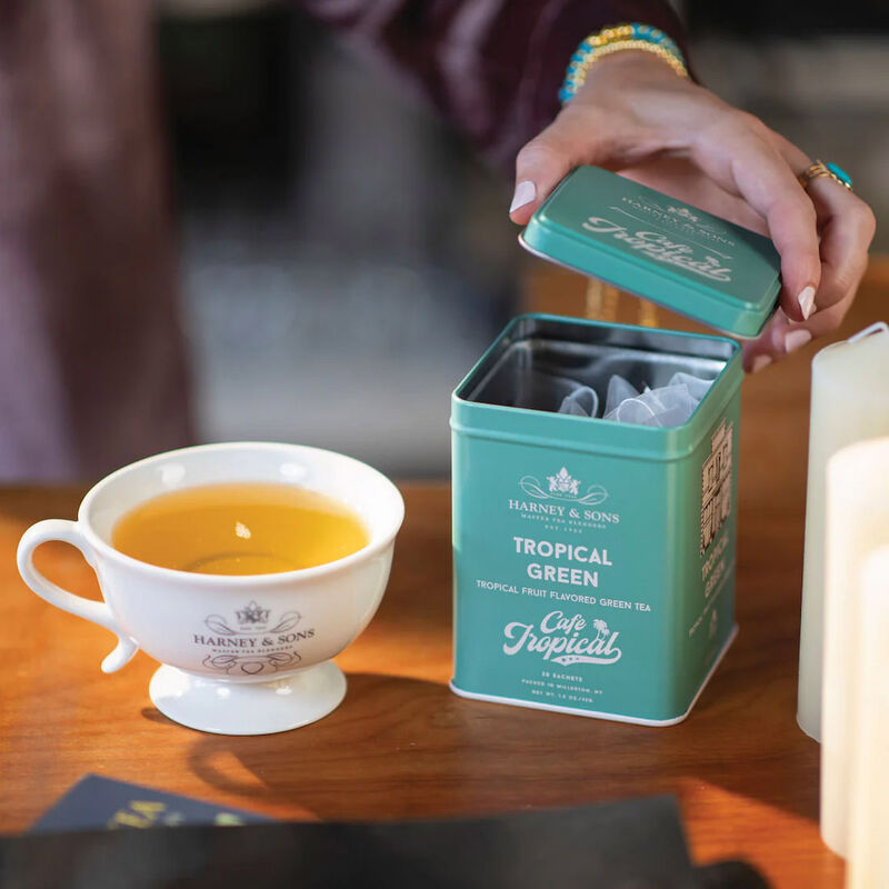 Schitt's Creek 'Café Tropical' Tropical Green Tea image number 1