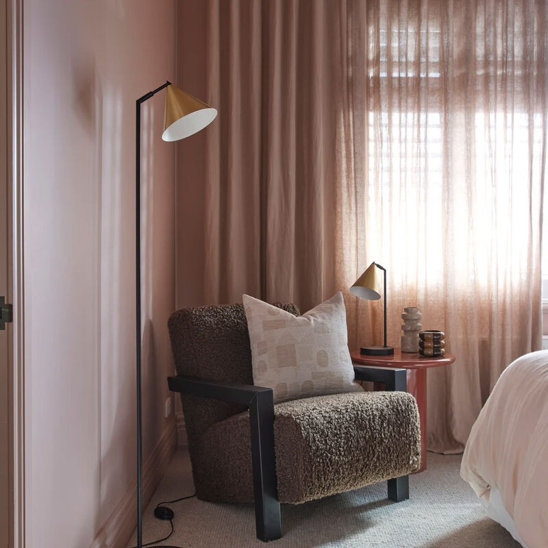 Amalfi Hamlet Table Lamp image number 1