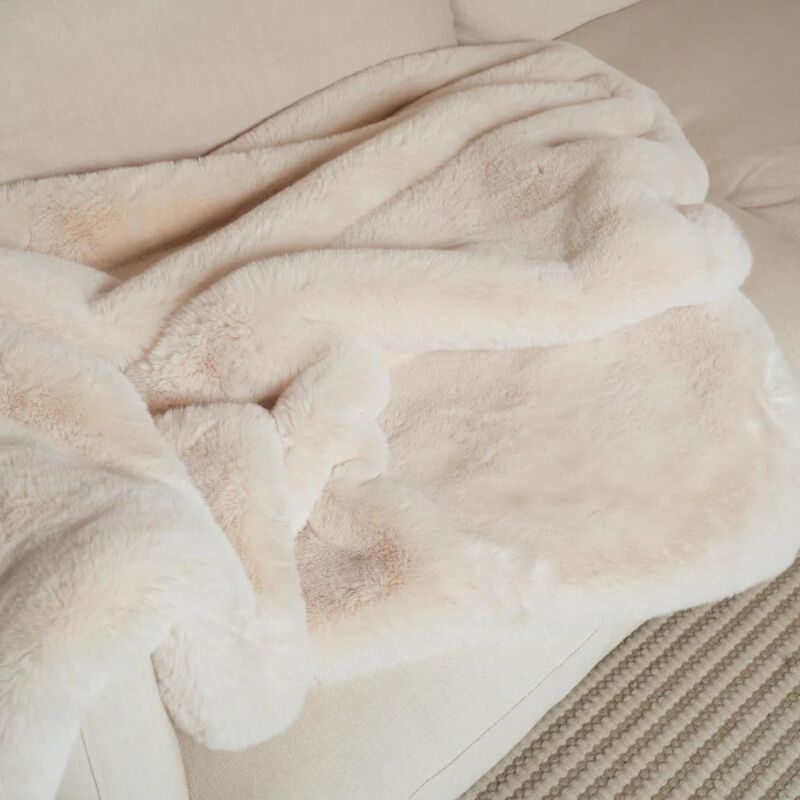 Home Lab Vegan Fur Throw - Big Bear 130 x 150cm image number 2