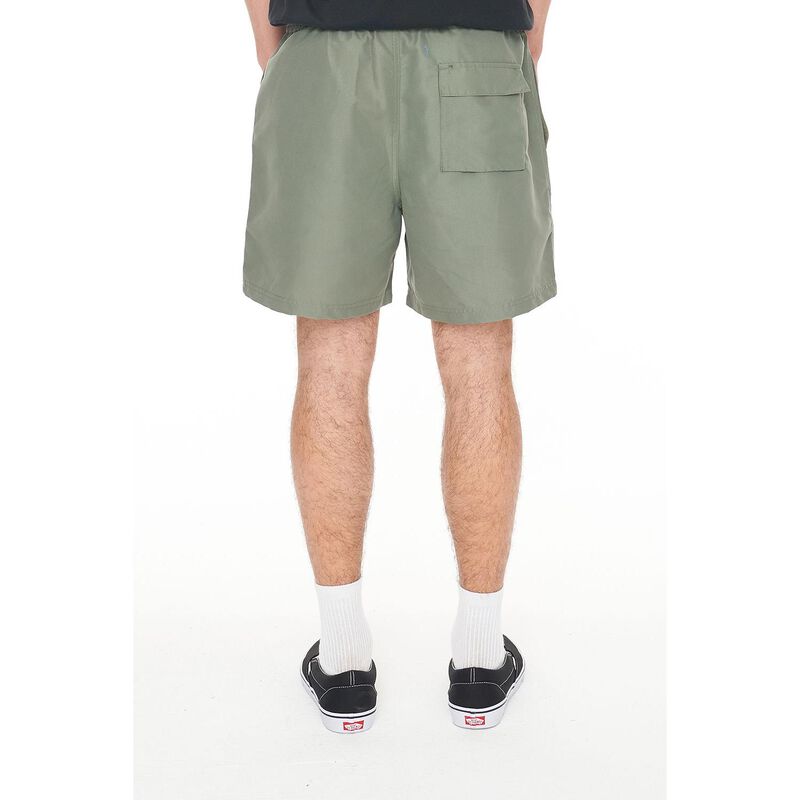 Huffer Staple Trunk/Lineup image number 1