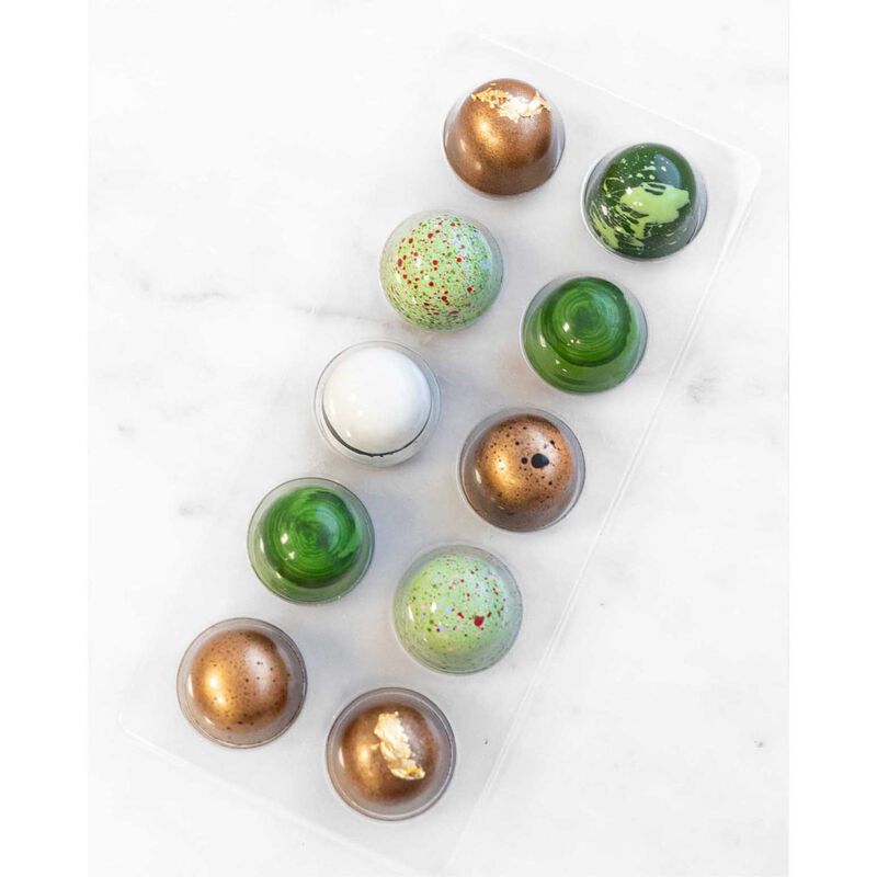 House of Chocolate 10 Piece Christmas Bonbon Selection image number 1
