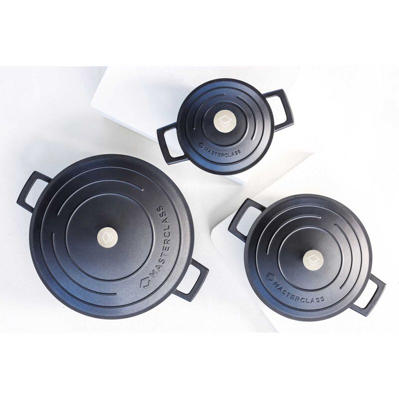 MasterCraft Cast Aluminium Casserole Dish Gift Boxed 16cm - Black image number 1
