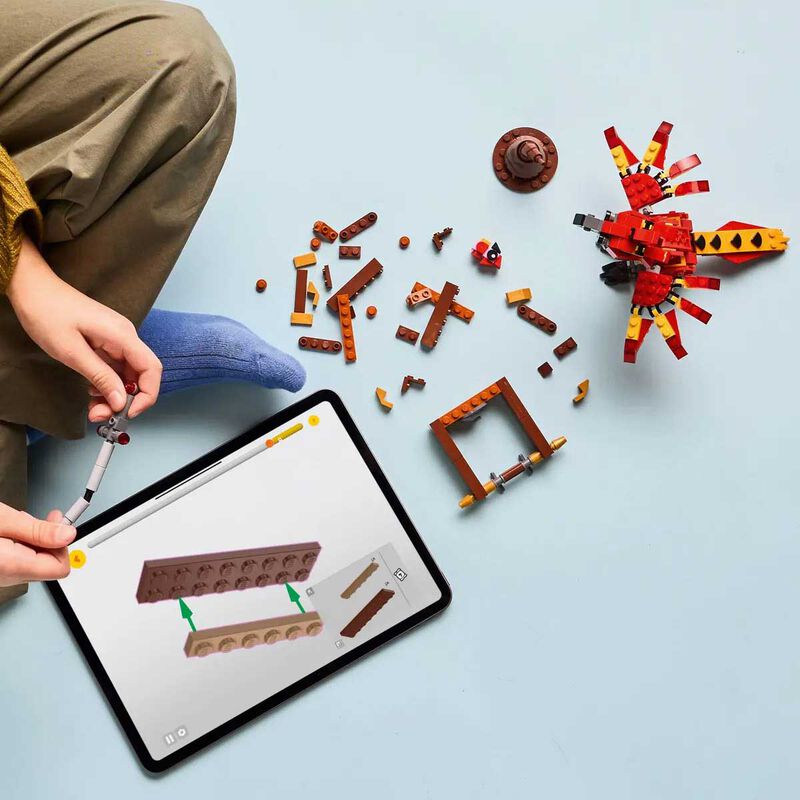 LEGO Harry Potter Fawkes™: Dumbledore's Phoenix image number 3