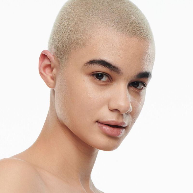 MAC Studio Radiance Serum Powered Foundation image number 14
