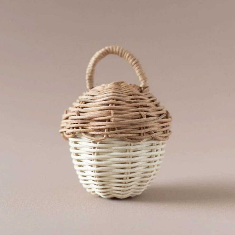 Classical Child Acorn Rattan Rattle image number 2