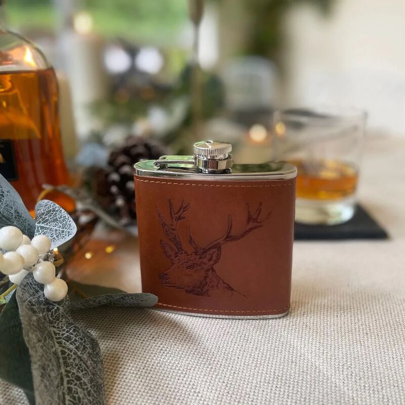 Selbrae House Leather Hip Flask - Stag image number 1