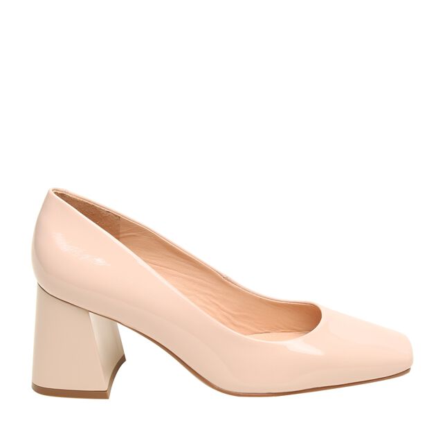 bfw25-spend-and-save-womens-shoes