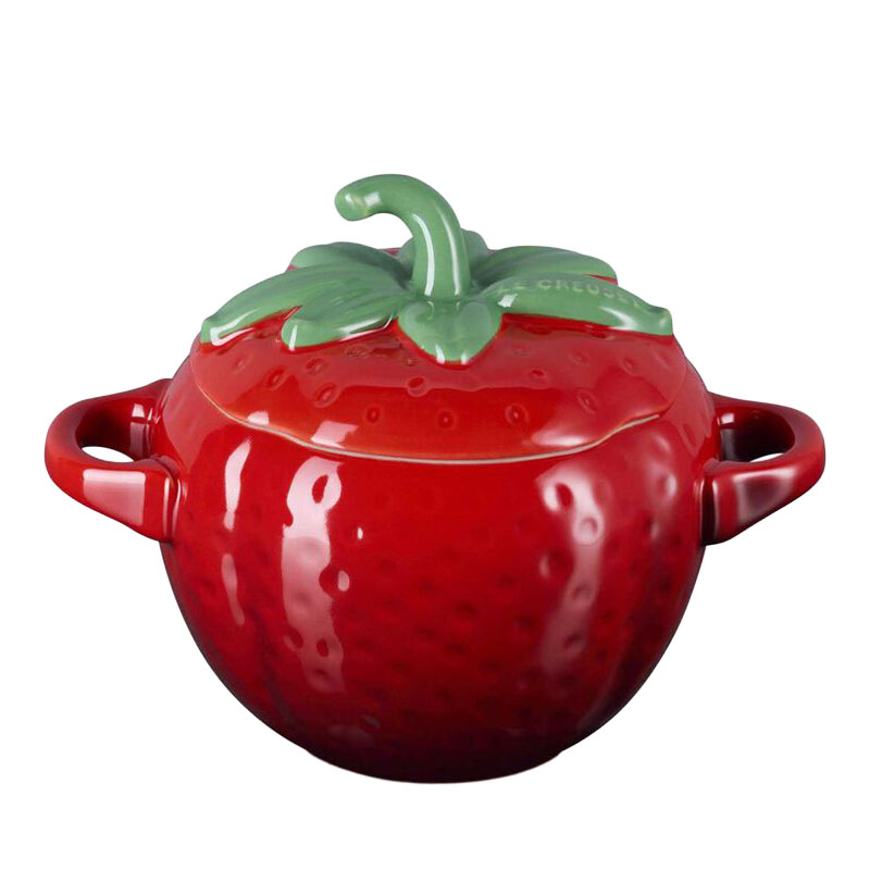 Le Creuset Strawberry Cocotte 570ml - Cerise