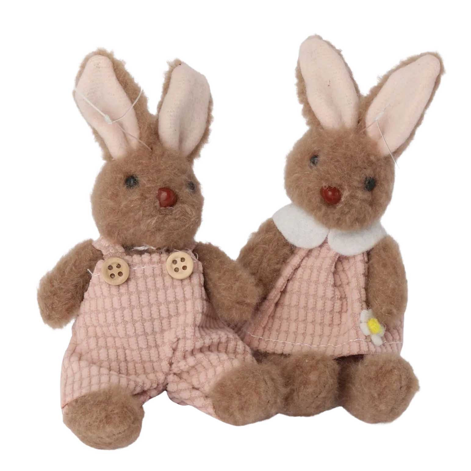 Moritz Easter Bunny Sitting