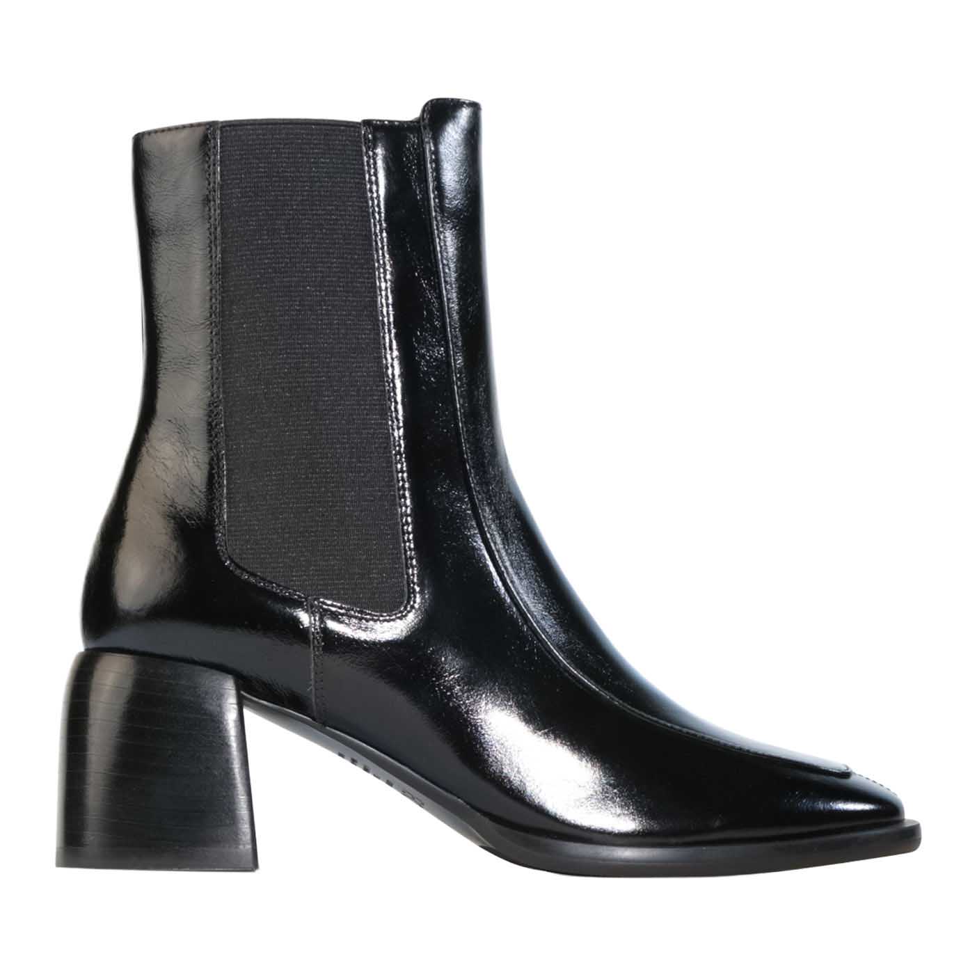 EOS Charcoal Boot