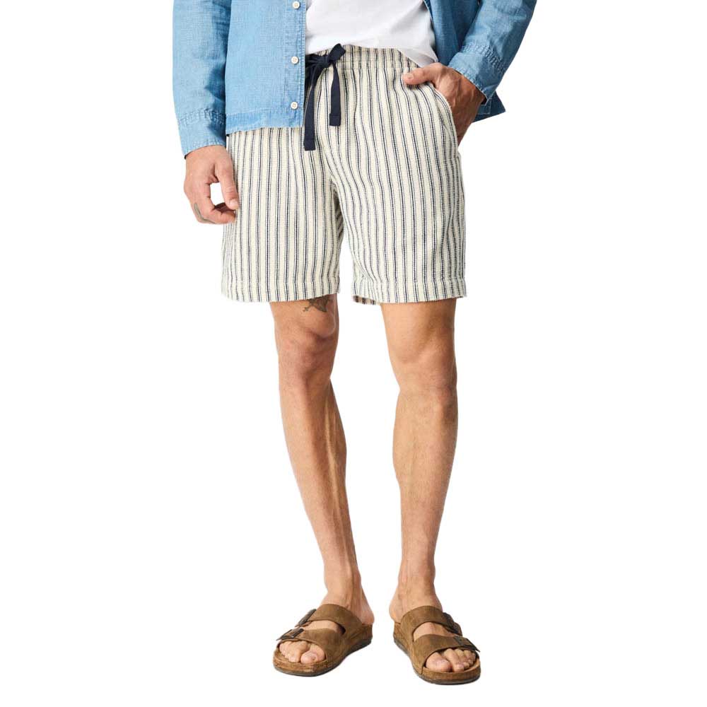 Rodd & Gunn Seafield Resort 7" Short