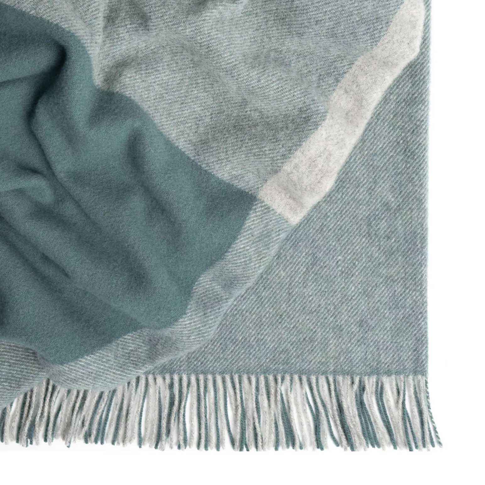 Weave Home Riverton Throw