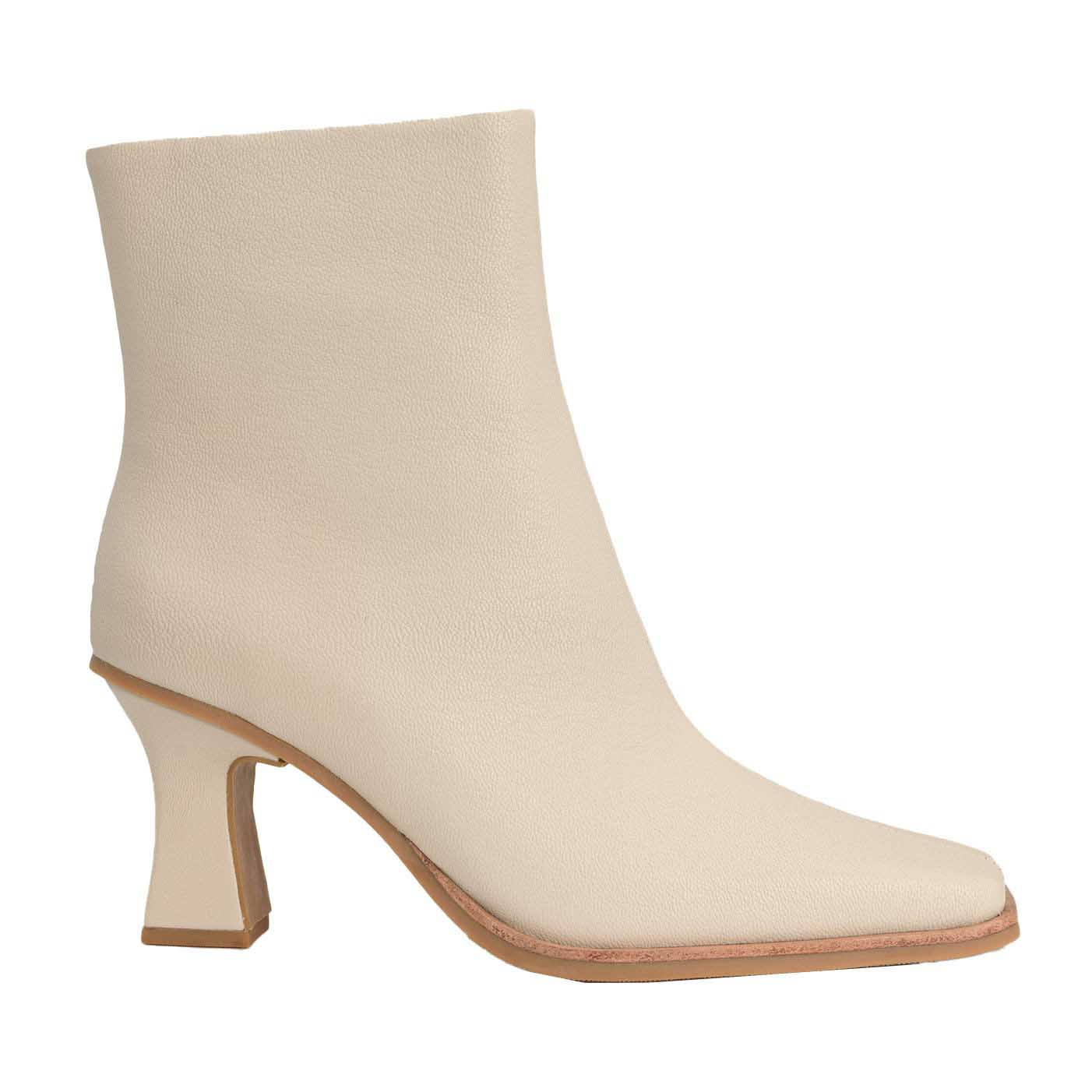 Chaos & Harmony Ignite Boot