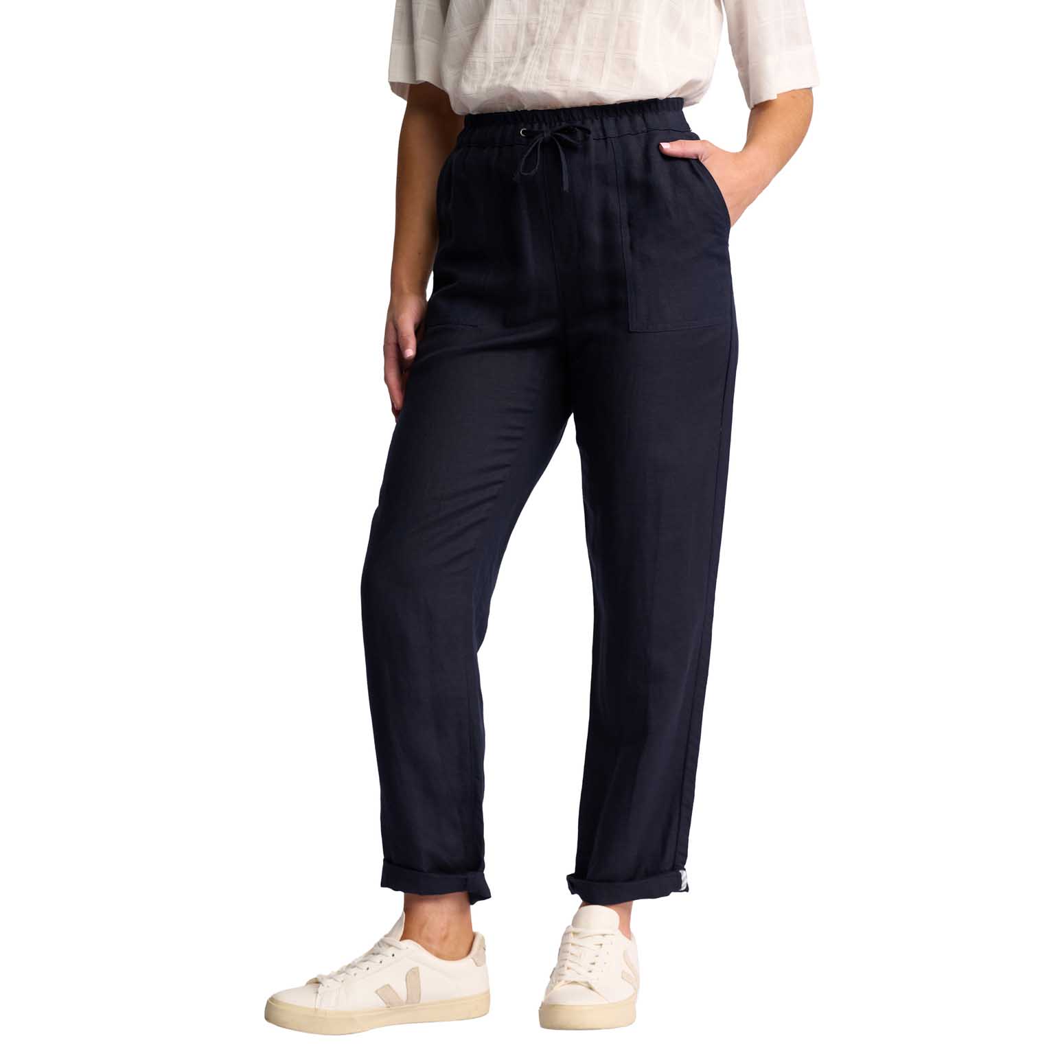 Vassalli Slim Leg Ankle Grazer Elastic Waist Linen Pant