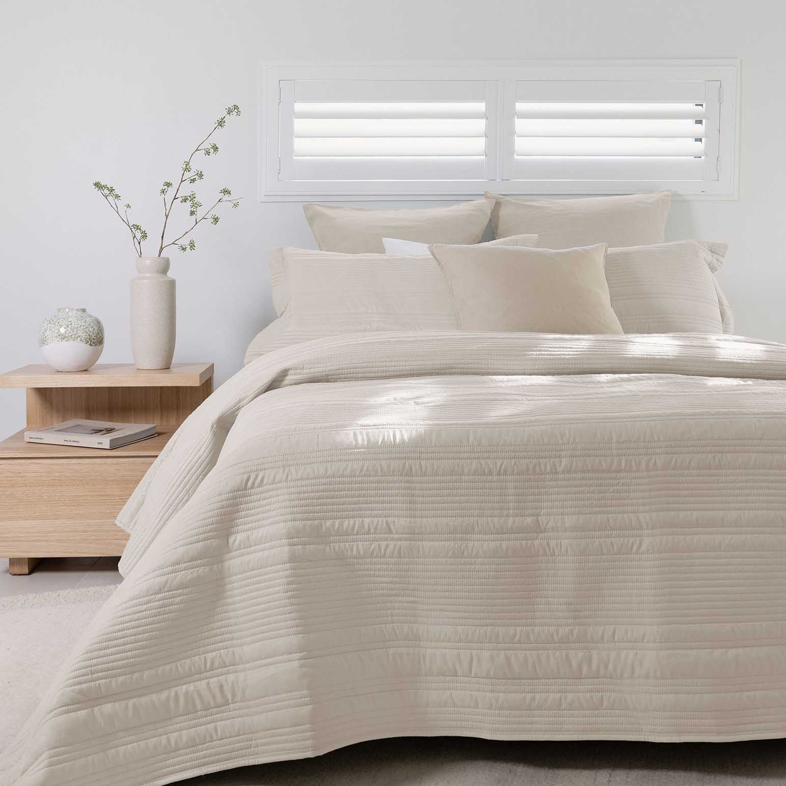 Bambury Flinders Coverlet Set