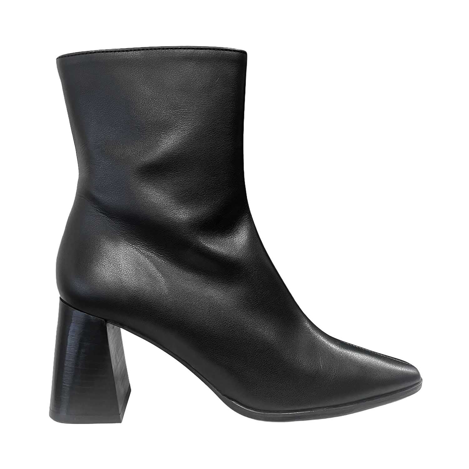 Neo Heeled Boot