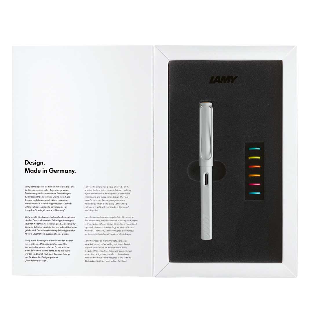 LAMY Safari Le Fountain Pen All White Multi Medium (0B1)