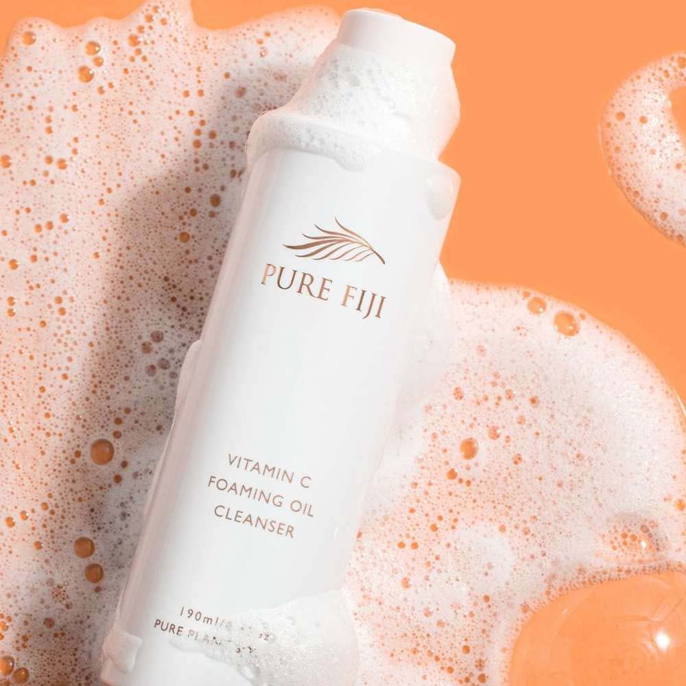 Pure Fiji Vitamin C Foaming Oil Cleanser 190ml