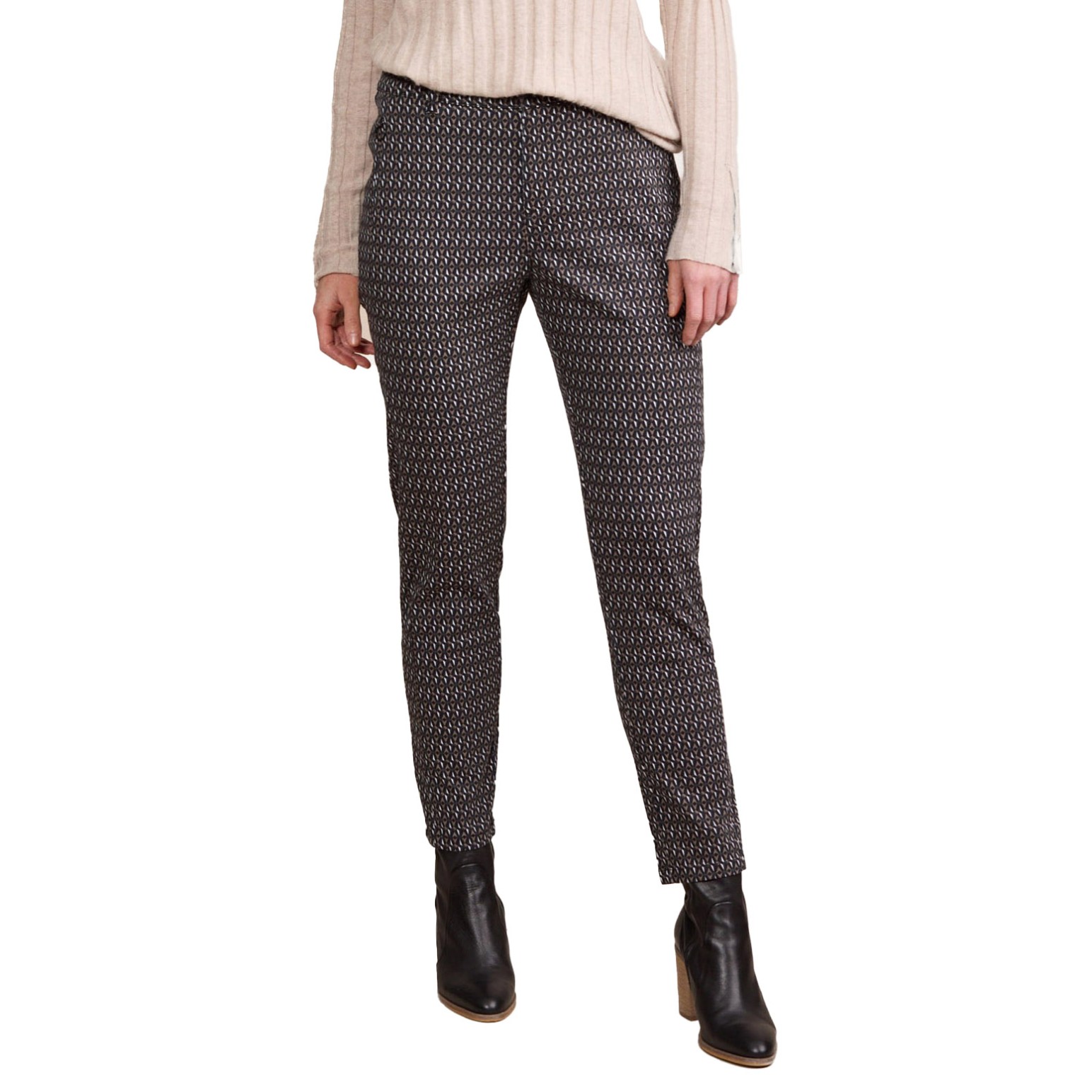 Vassalli Skinny Leg Ankle Grazer Pant