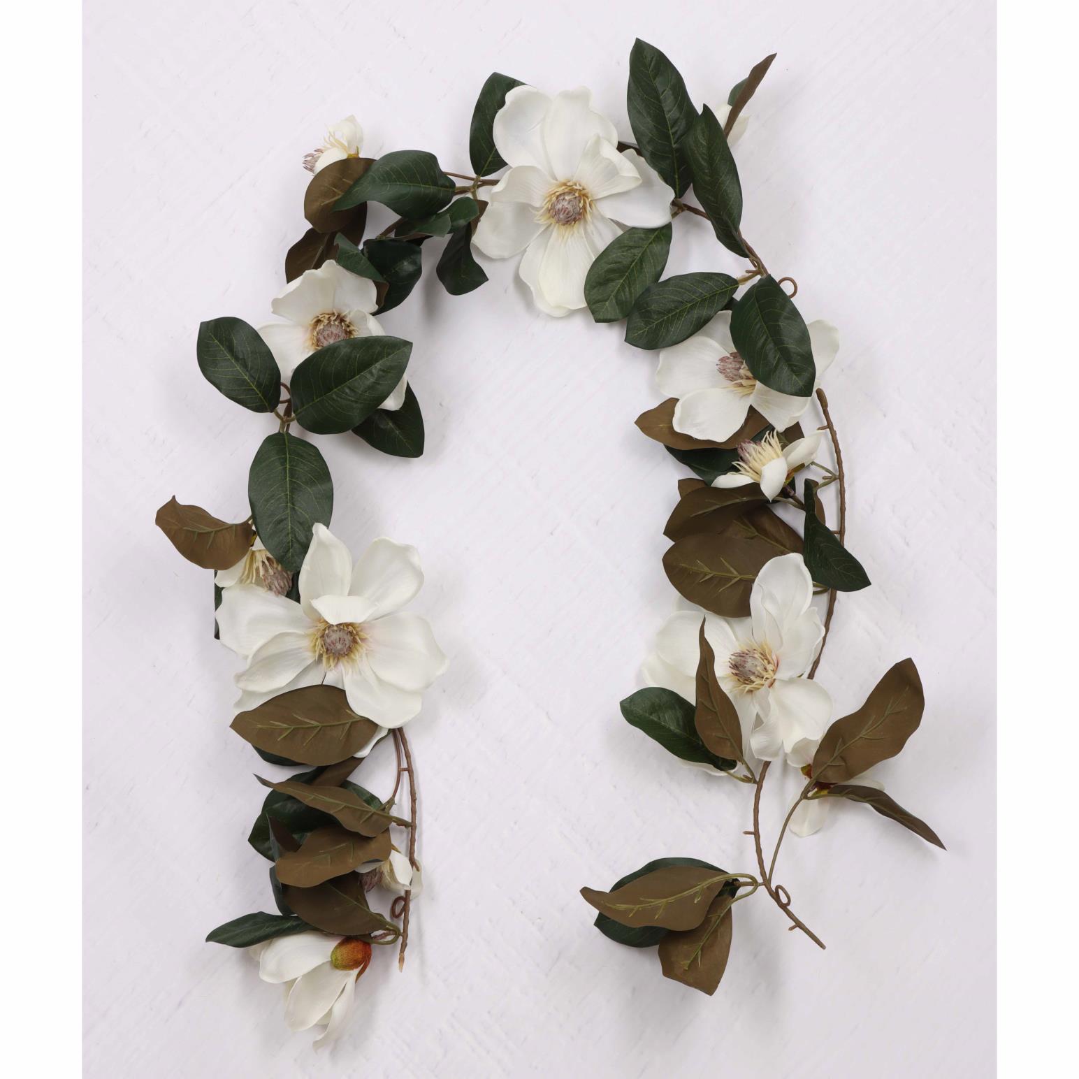 Magnolia Garland With White Flowers 150cm