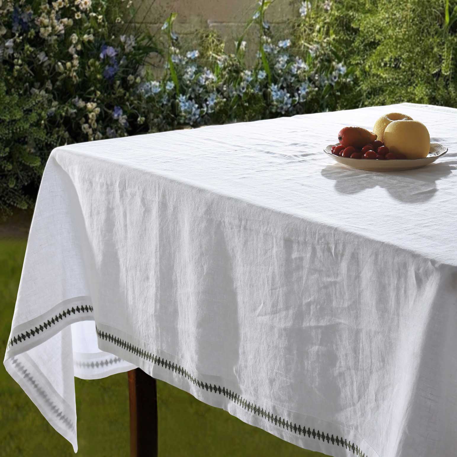 MM Linen Bee Embroidered Linen Tablecloth L 160x280cm