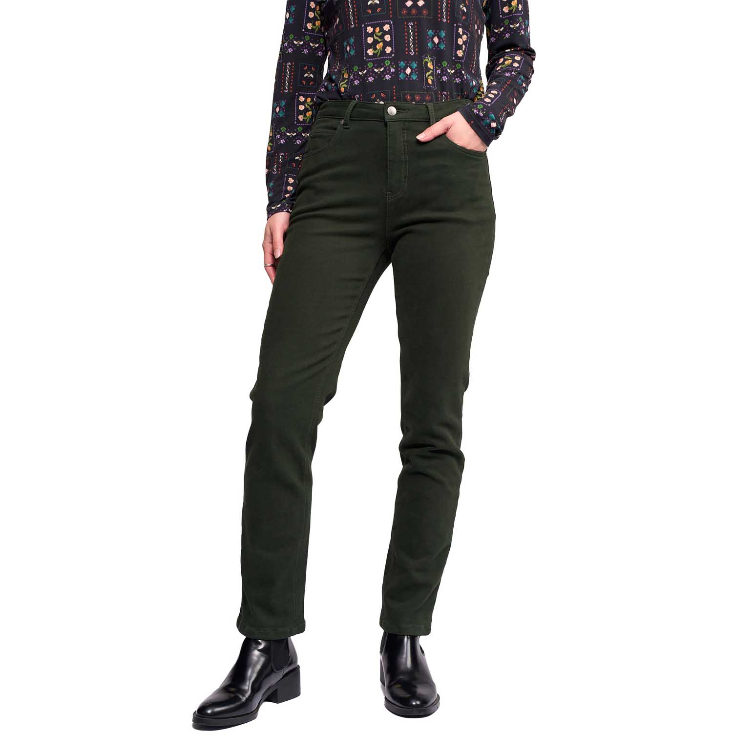 Vassalli Slim Leg Full Length Knit Jean