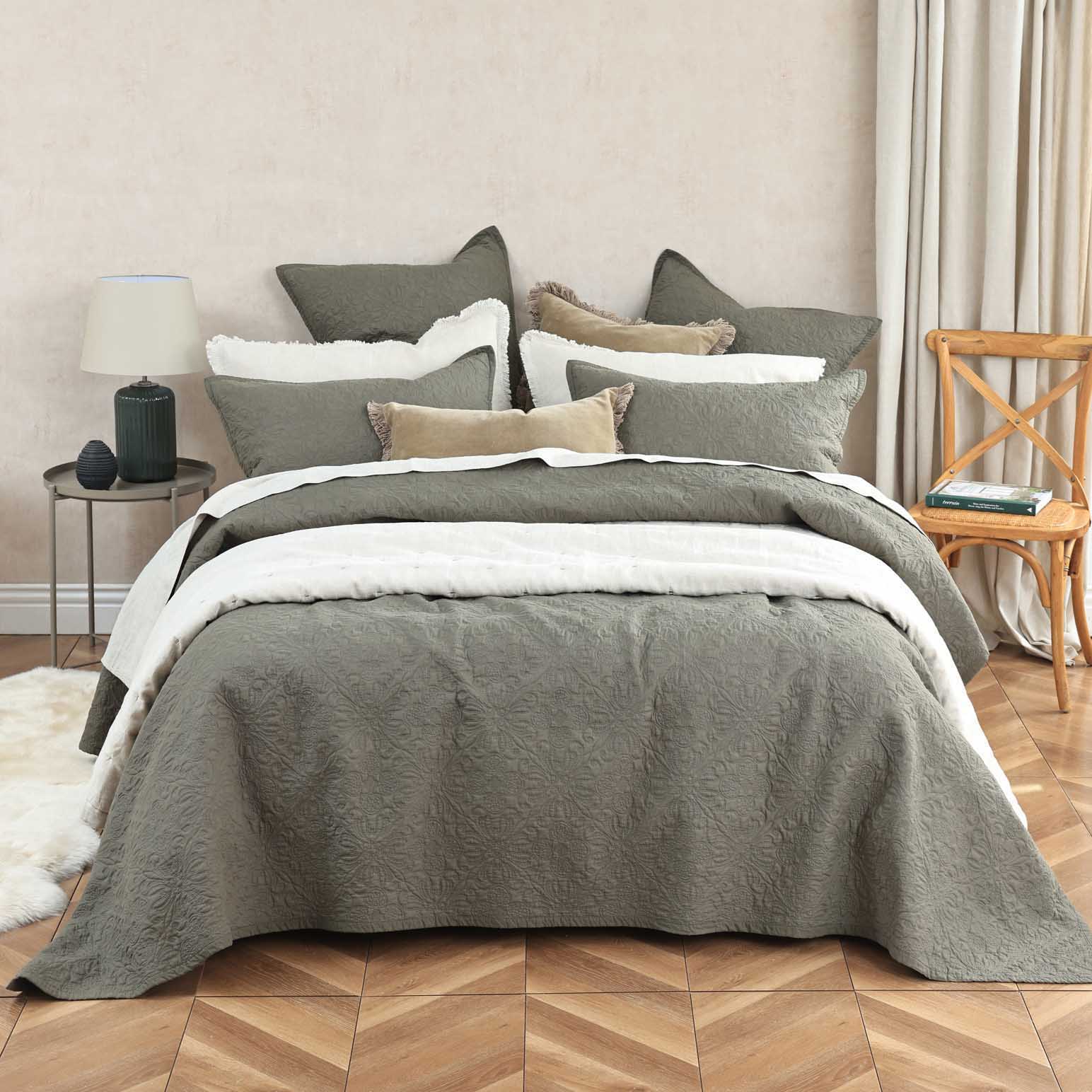 MM Linen Hawthorne Bedspread Set
