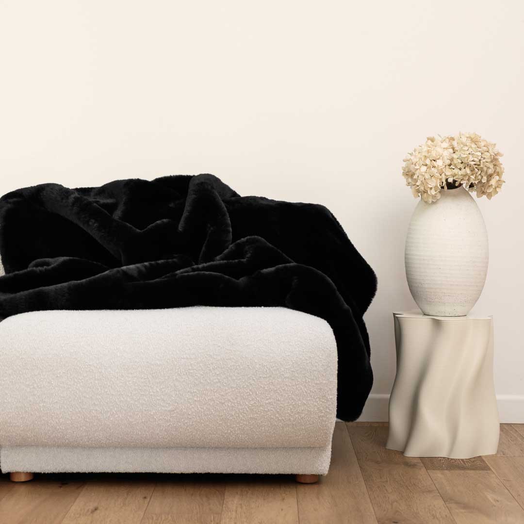 Home Lab Vegan Fur Throw - Big Bear 130 x 150cm