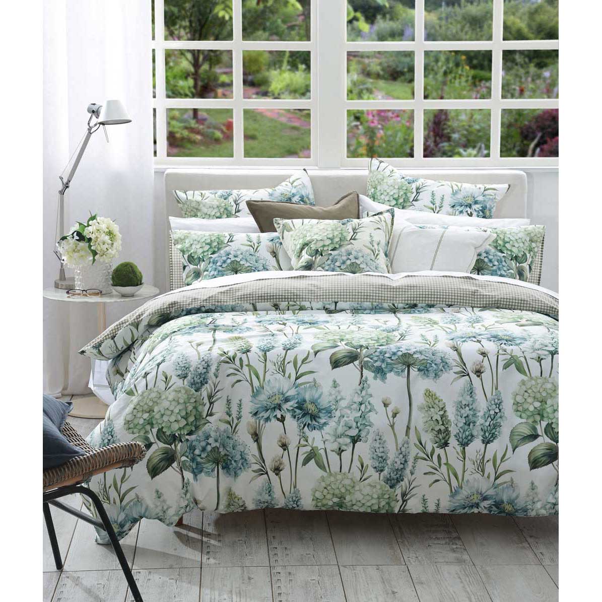 MM Linen Piccadilly Reversable Duvet Set