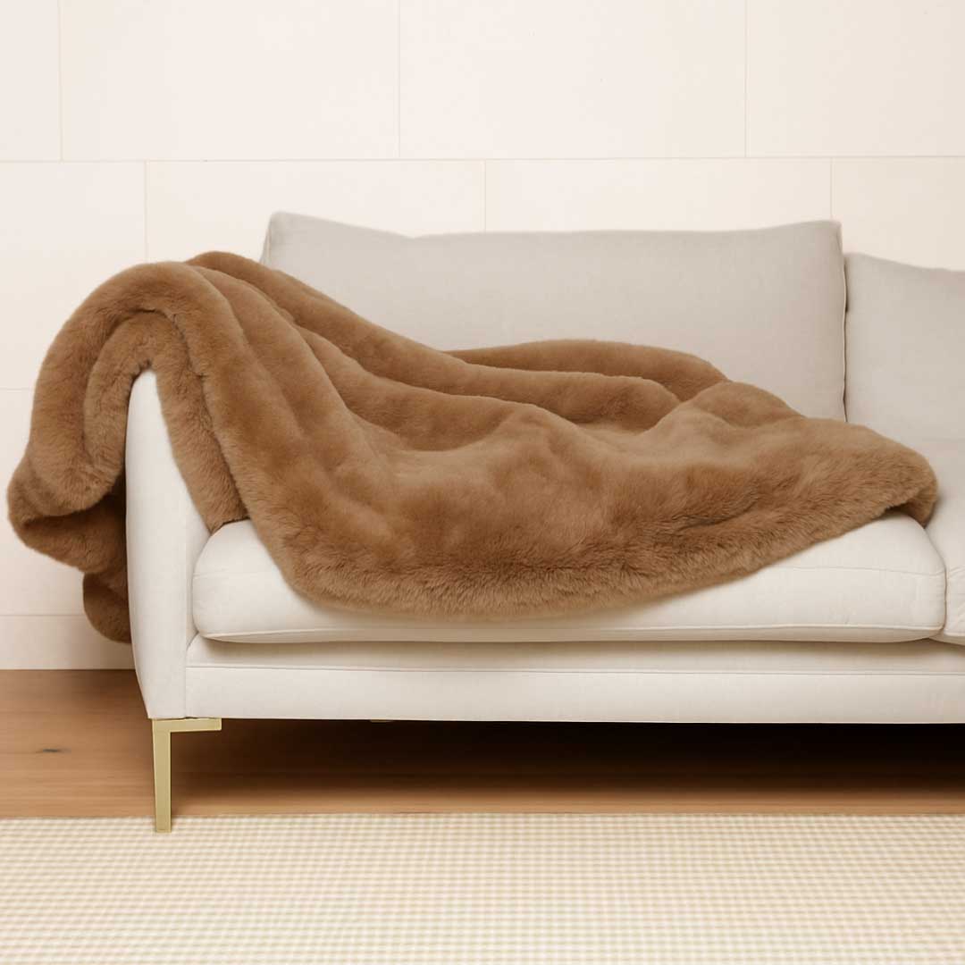 Home Lab Vegan Fur Throw - Big Bear 130 x 150cm
